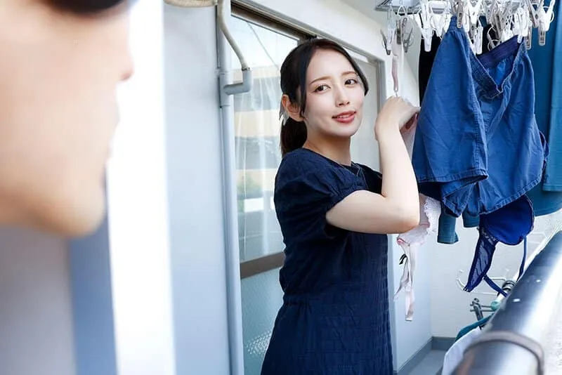 Mối tình ngắn ngủi với người phụ nữ hàng xóm đã có gã chồng cạnh bên